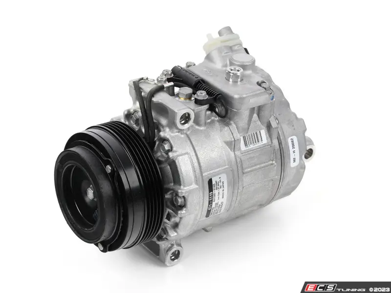 亀 Denso 64528377067, 4711381 AC Compressor; New; w/ Clutch