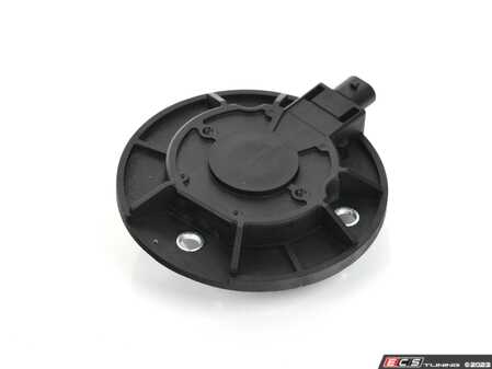 URO Parts 06L109259D Camshaft Adjuster Magnet / VVT Solenoid Replacement