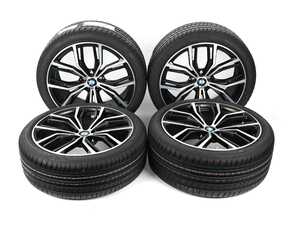 ES#4493443 - 36115A478D2 - M Performance 21" Light Alloy Complete Wheel/Tire Staggered Set - Style 701M - Add some style to your BMW with the 21" M Performance Style 701M Complete Wheel & Tire Set - 21x8.5 et30 
21x9.5 et43 - Genuine BMW - BMW