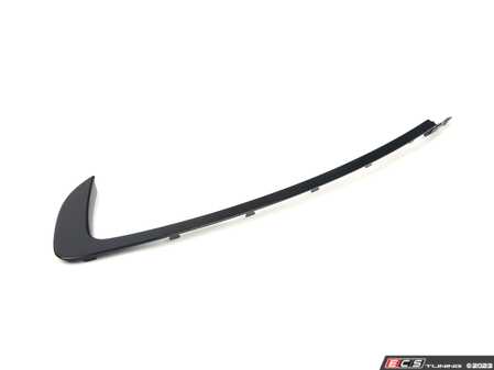 ES#4441422 - 51337482863 - FINISHER, SIDE WINDOW, REAR - Genuine BMW - BMW