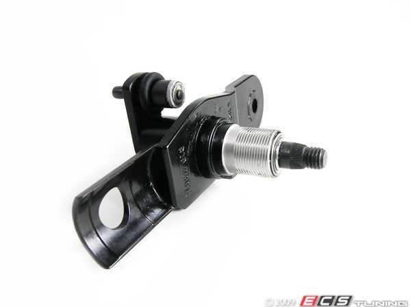 Genuine BMW - 61627067893 - E39 Rear Wiper Pivot (61-62-7-067-893)