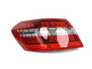 ES#4437522 - 212906075864 - REAR LAMP - Genuine Mercedes Benz - Mercedes Benz