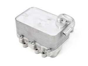 ES#4342583 - 059117015P - Oil Cooler - Keeps your oil at an optimal temperature - Includes carrier plate and gaskets - Febi - Audi Volkswagen