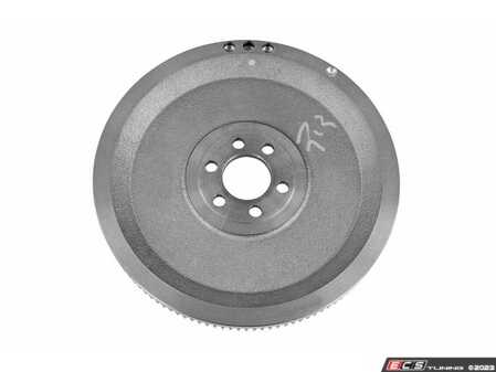 ES#4846453 - 036105269M - Flywheel  - Makes contact with the clutch disc - Vaico - Volkswagen