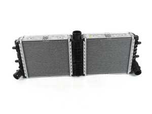 ES#3470059 - 420121254B - Radiator - Center - Fix leaks and keep your cooling system efficient - Behr - Audi