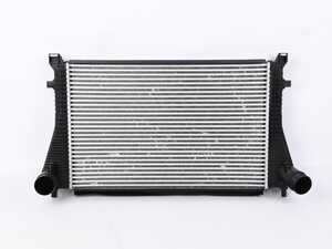 ES#4842747 - 5Q0145803AA - Intercooler *Scratch And Dent* - Replacement OEM intercooler - Scratch & Dent - Audi Volkswagen