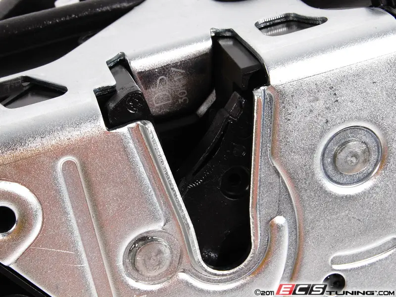 BMW And MINI Door Lock Mechanism Uro Parts 51 22 7 202 148 51 22 7 202