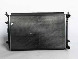 ES#4858392 - 1K0121251CJ - Radiator *Scratch And Dent* - Keep your engine running cool with a new radiator - Scratch & Dent - Volkswagen