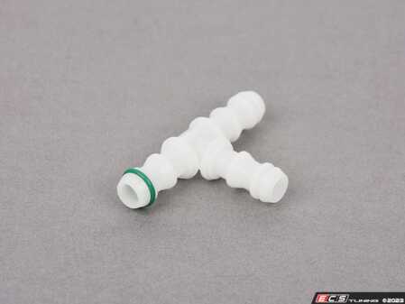 ES#4818669 - 8D0955873 - Headlight Washer T-Fitting - Allows the washer system hose to split in two directions - Bremmen Parts - Audi