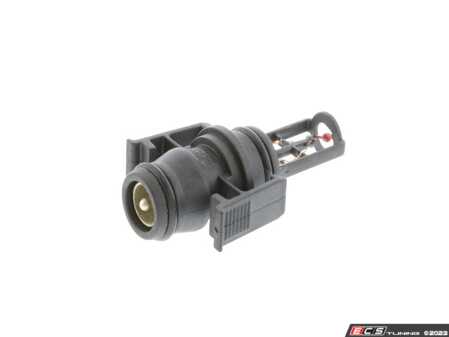 ES#2894287 - 0105425717 - Intake Air Temperature Sensor - Located near air filter - Vemo - Mercedes Benz