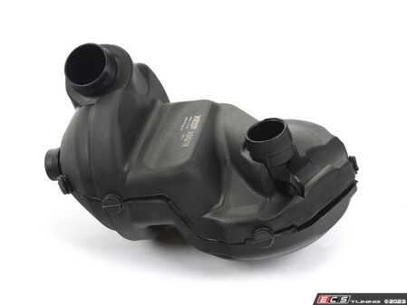ES#4866071 - 11617533400 - Engine Crankcase Breather Element - Commonly referred to as the "oil separator" or PCV - Hengst - BMW