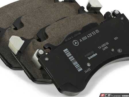 ES#4376707 - 0004202804 - Front Brake Pad Set - Does not include brake wear sensors - Genuine Mercedes Benz - Mercedes Benz