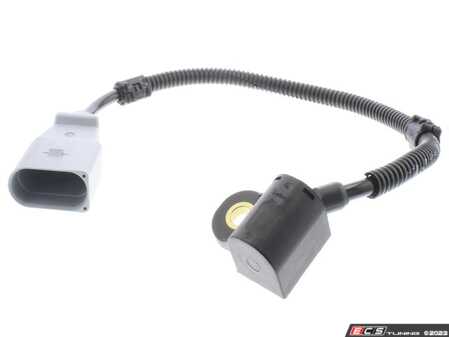 ES#2894639 - 03G957147B - Camshaft Position Sensor - Located on the side of the camshaft in the cylinder head. - Vemo - Volkswagen