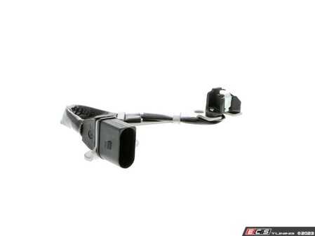 ES#2894817 - 06A905161B - Camshaft Position Sensor - Sensor that monitors camshaft rotations and relays that information to the ECU - Vemo - Volkswagen