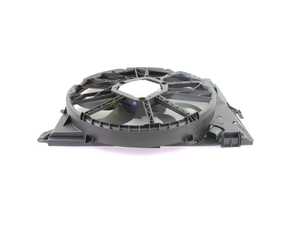 ES#4883433 - 17425A3F106 - Electric Fan With Shroud - 600W - Keep coolant temps low with this replacement electric fan and shroud assembly from Vemo - Vemo - BMW
