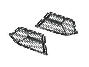 ES#4900358 - BM-0044-DCG - Carbon Corsa Front Bumper Lower Vent - Set - A high-performance aerodynamic upgrade crafted from premium dry carbon fiber, designed for optimal airflow, and enhanced cooling. - AUTOTECKNIC - BMW