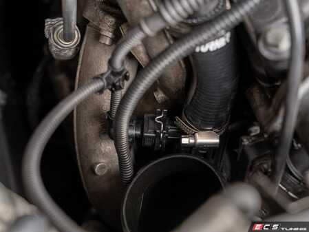 Turner Motorsport - 056926LA01 - M57 Upgraded Silicone PCV Hose