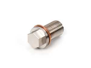 ES#4879383 - 111-997-03-30-LN - LN Engineering Billet Magnetic Engine Oil Drain Plug With Crush Washer - Priced Each - Monitor the condition of your engine's lubricating system at each service and remove harmful metallic contaminants from imposing premature wear. M14x1.5mm thread - LN Engineering - Mercedes Benz