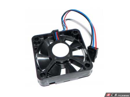 ES#4908690 - 63117955318 - Headlight Cooling Fan - Priced Each - Cooling fan located inside the hedlight housing behind the lower cover - Vemo - BMW