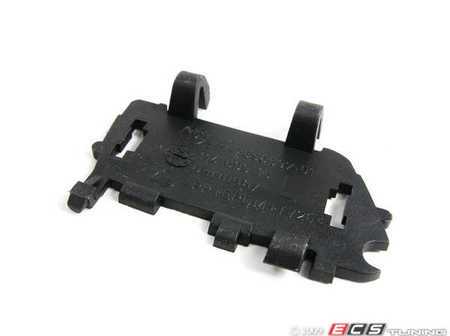 ES#74917 - 51117896597 - Plug - Driver (Left) - Genuine BMW - BMW