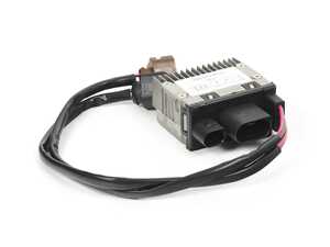 ES#4908550 - 8D0959501D - Auxiliary Fan Control Unit - Controls the actuation of the radiator fan - Bremmen Parts - Audi