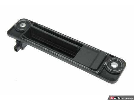 ES#4932293 - 1647401193 - Outside Handle Flap - For rear hatch door - URO - Mercedes Benz