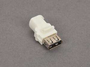 ES#4013437 - 84109390501 - USB ADAPTER - Genuine MINI - 