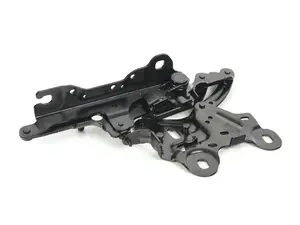 RIGHT ENGINE HOOD HINGE