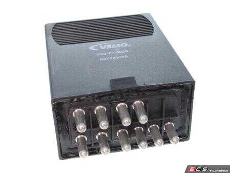 ES#2894179 - 0035452505 - Vemo Fuel Pump Relay; 10 Pin Connection | 0035452505 | V30-71-0026 - Vemo - Mercedes Benz