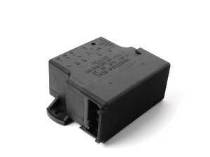 ES#1612986 - 0015459832 - Glow Plug Relay - Pre-glow time relay for the glow plugs - Genuine Mercedes Benz - Mercedes Benz