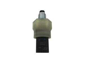 ES#4854328 - 12618613333 - BMW | Sender Unit, oil temperature/pressure - Vemo - BMW