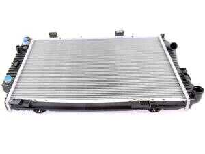 ES#2897426 - 2025004103 - Radiator - Keep your engine running cool with a new radiator - Vemo - Mercedes Benz