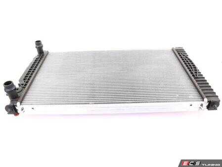 ES#2901713 - 8D0121251Q - radiator - Vemo - Audi Volkswagen
