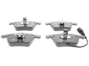 ES#3437340 - 1K0698151B - Front Brake Pad Set - Includes retaining clips and brake pad sensor - Vaico - Volkswagen