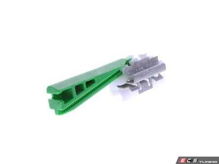 ES#2882711 - 2016980660 - Clamp - Vaico - Mercedes Benz