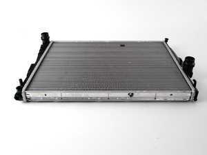ES#205348 - 17119071519 - Radiator - Automatic - Replace your leaking radiator - Mahle-Behr - BMW