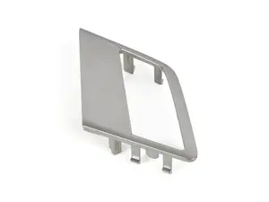 BLANKING PLATE, RIGHT