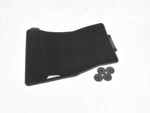 ES#5339641 - 51472347731 - F15/16 Front Carpeted Floor Mat Set - Black *Scratch And Dent* - Keep your carpet looking new - Scratch & Dent - BMW