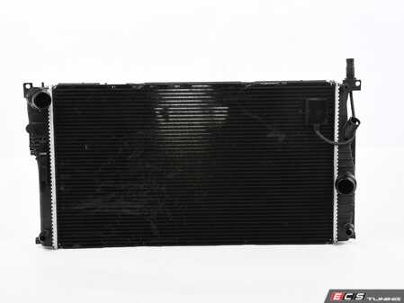 ES#5396461 - 17118672106 - Radiator - (NO LONGER AVAILABLE) *Scratch And Dent* - Scratch & Dent - BMW
