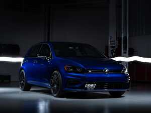 ES#5425086 - 5G0807217LT - MK7.5 Golf R Front Bumper Conversion Kit - Bolt on the look of the facelifted Golf R! - Genuine Volkswagen Audi - Volkswagen