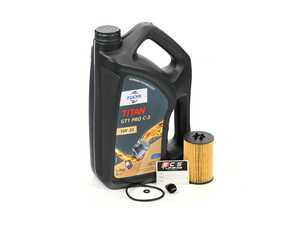ES#3144646 - 03N115562VKT - Oil Service Kit - With ECS Magnetic Drain Plug - Featuring Hengst oil filter and Fuchs 5w-30 engine oil - Assembled By ECS - Audi Volkswagen