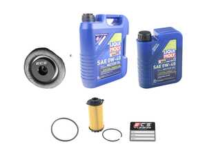 ES#4643120 - 9A210722500KT6 - Liqui Moly Synthoil Oil Service Kit (0w-40) - With Magnetic Drain Plug - Includes Hengst filter and Liqui Moly Synthoil Energy A40 Spec oil - Assembled By ECS - Porsche