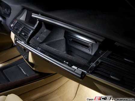 ES#2569620 - E70GLOVEKT - LED Lighting Kit - Glovebox - See everything in your glovebox with these new LED bulbs - ZiZa - BMW