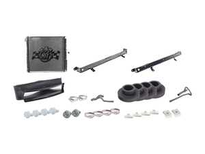 ES#4830884 - 99610603751KT5 - CSF Center Radiator Kit For Cars With Manual Transmission - Keep engine temperatures down with an additional radiator - does not include coolant - Assembled By ECS - Porsche