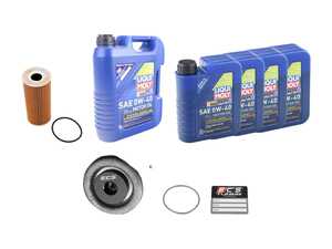 ES#4643040 - 9A110722400KT6 - Liqui Moly Synthoil Oil Service Kit (0w-40) - With Magnetic Drain Plug - Includes Hengst filter and Liqui Moly Synthoil Energy A40 Spec oil - Assembled By ECS - Porsche