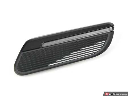 ES#4375283 - 63179879001 - Additional Turn Indicator Black - Left - Add some flare to the side scuttle, black top - Genuine MINI - MINI