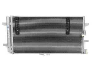 ES#3447641 - 8K0260403AF - A/C Condenser - Includes integrated receiver drier/accumulator - Nissens - Audi