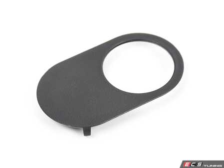ES#3210599 - 8W0819645A - Cowl Grille Clip - A clip that is located next to the mesh grille on the cowl - Genuine Volkswagen Audi - Audi