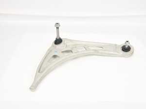 ES#5446762 - 31126758520 - Meyle HD High Durability Lower Control Arm Assembly - Right *Scratch And Dent* - ***Please see photos and description prior to ordering, all sales final.***
Featuring a 4 year warranty and serviceable all-metal ball joints! - Scratch & Dent - BMW