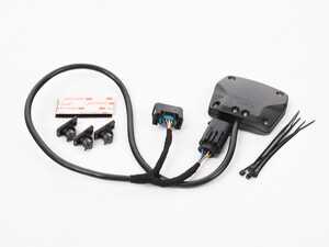 ES#5446797 - 999981 - RaceChip XLR Throttle Controller With App Control *Scratch And Dent* - Eliminate the delay in throttle response times with a simple XLR addition to your BMW! Allows for Bluetooth connectivy for easy App based control. - Scratch & Dent - BMW MINI